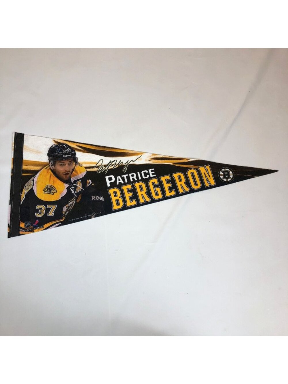Patrice Bergeron Boston Bruins Hockey #37 Wincraft NHL Pennant Made in USA